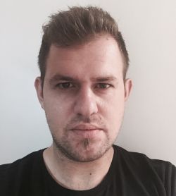 מקס קונסטנטינוב